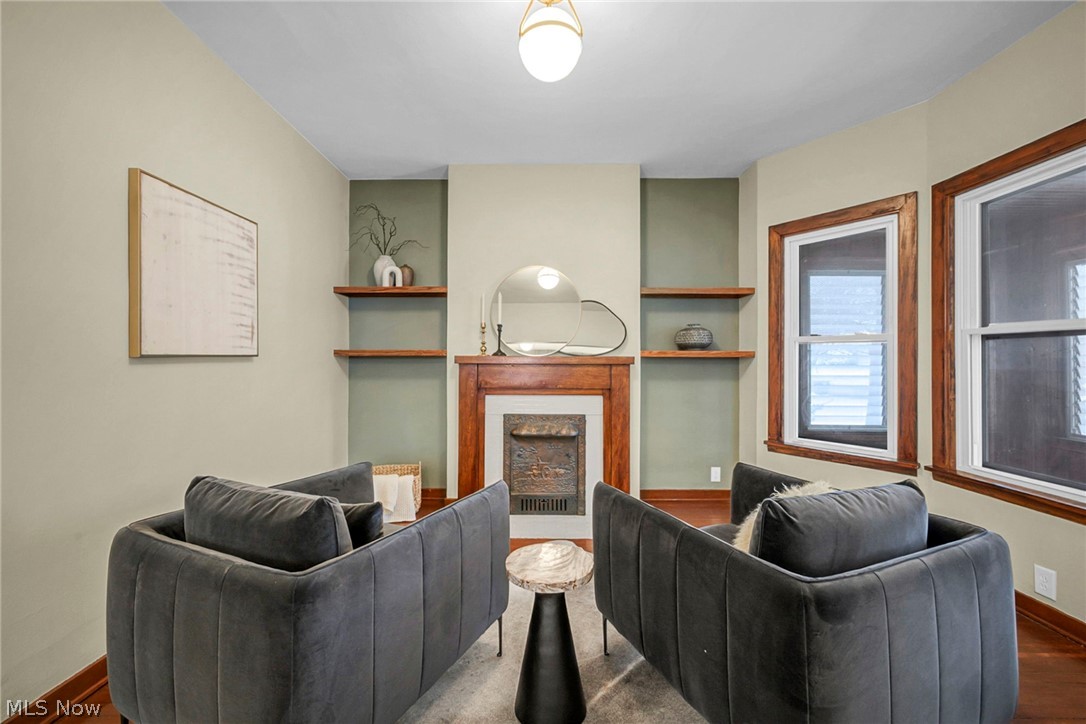 1345 Cove Avenue Lakewood OH 44107