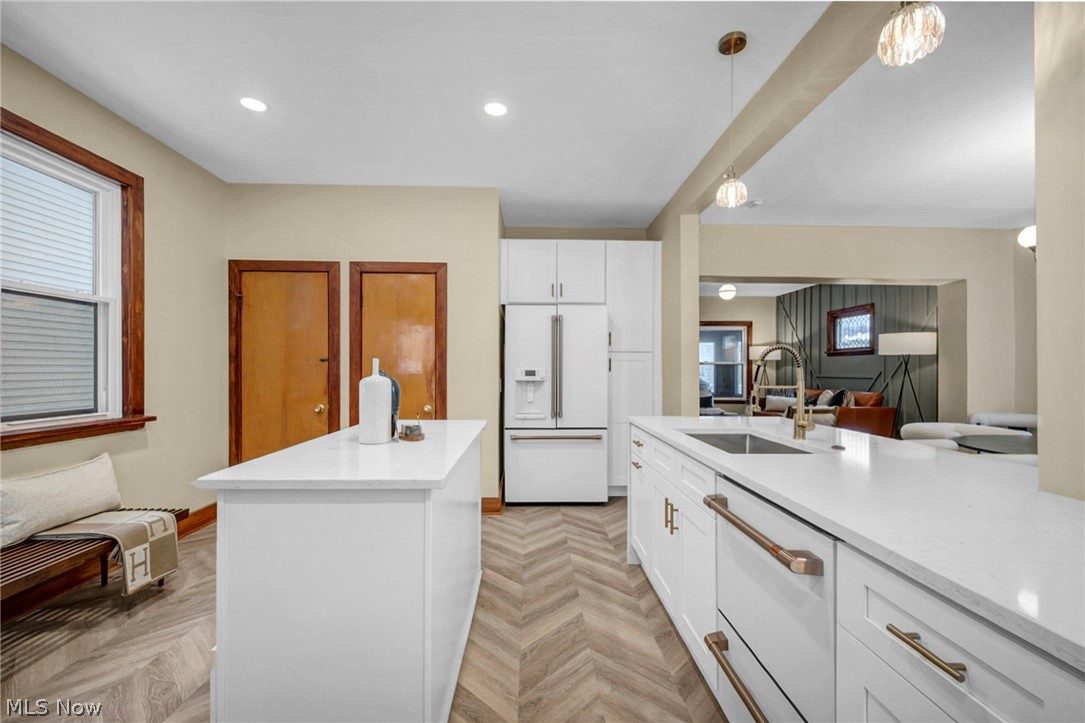 1345 Cove Avenue Lakewood OH 44107