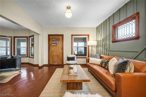 1345 Cove Avenue Lakewood OH 44107