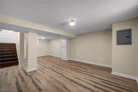 1345 Cove Avenue Lakewood OH 44107