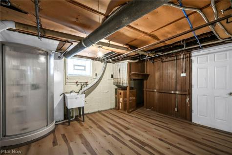 1345 Cove Avenue Lakewood OH 44107