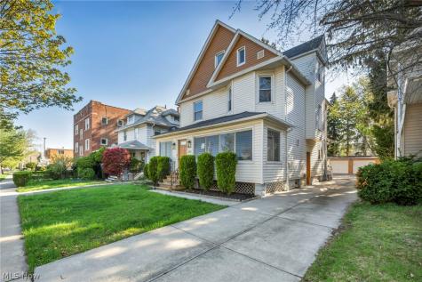 1345 Cove Avenue Lakewood OH 44107
