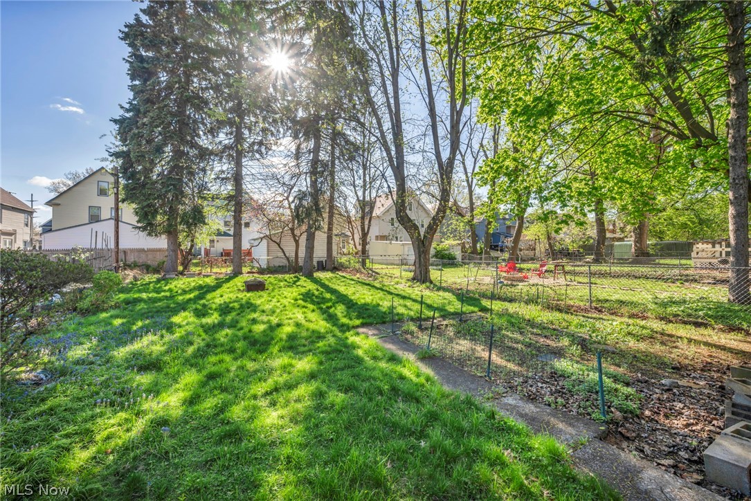 1345 Cove Avenue Lakewood OH 44107