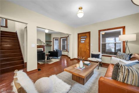 1345 Cove Avenue Lakewood OH 44107