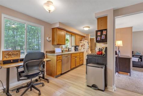 24000 Amesbury Drive North Olmsted OH 44070