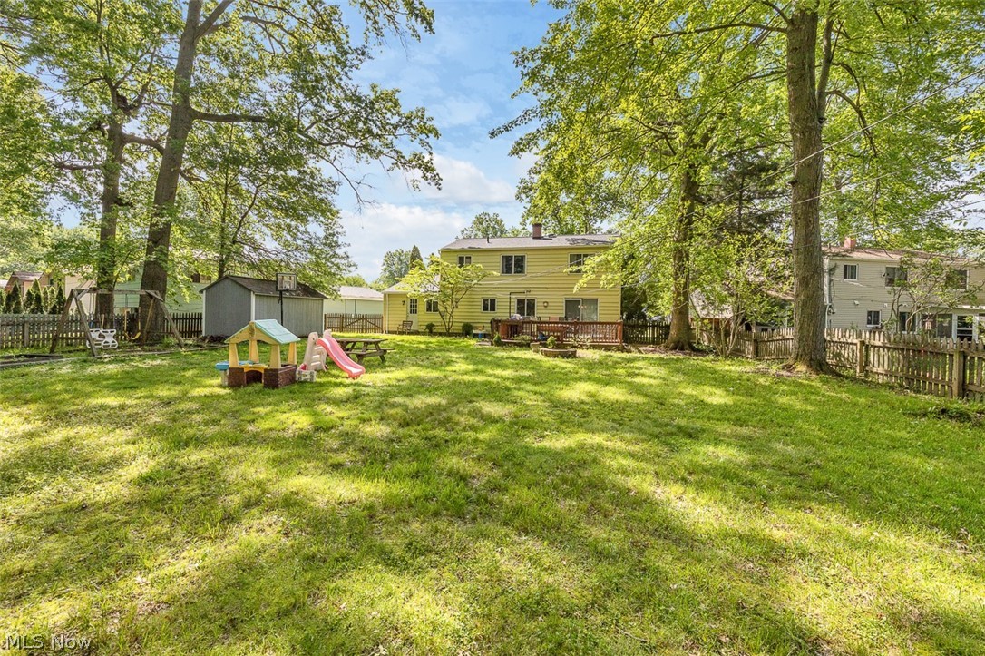 24000 Amesbury Drive North Olmsted OH 44070