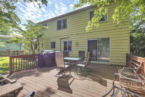 24000 Amesbury Drive North Olmsted OH 44070