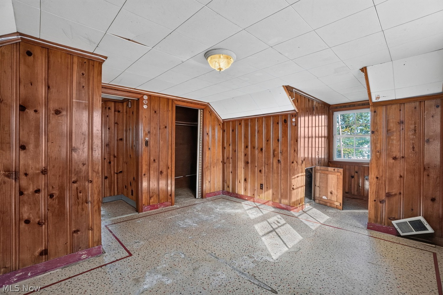 30554 Ridge Road Wickliffe OH 44092