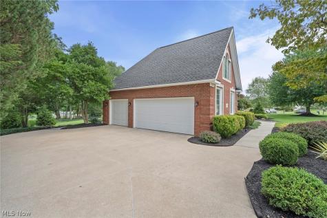 1415 Homestead Creek Drive Broadview Heights OH 44147