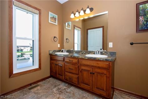 4013 Stone Creek Wooster OH 44691