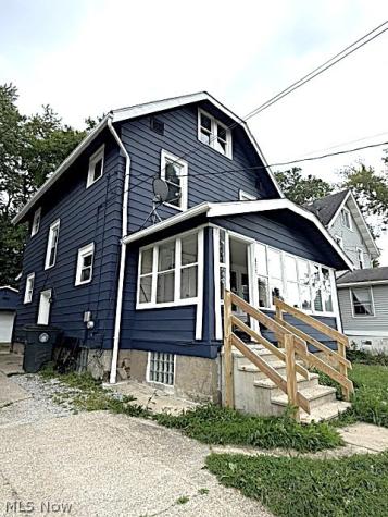 877 Hammel Street Akron OH 44306