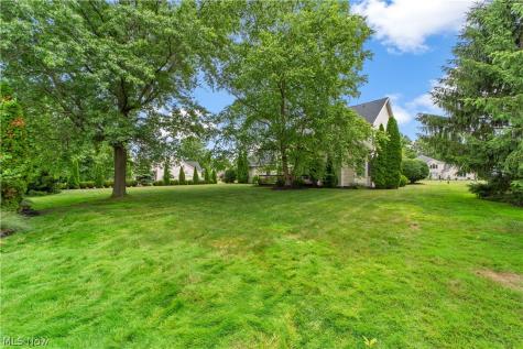 2794 Forest Lake Drive Westlake OH 44145