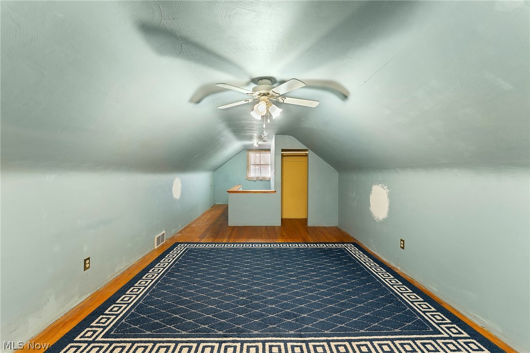 687 Moore Avenue Campbell OH 44405