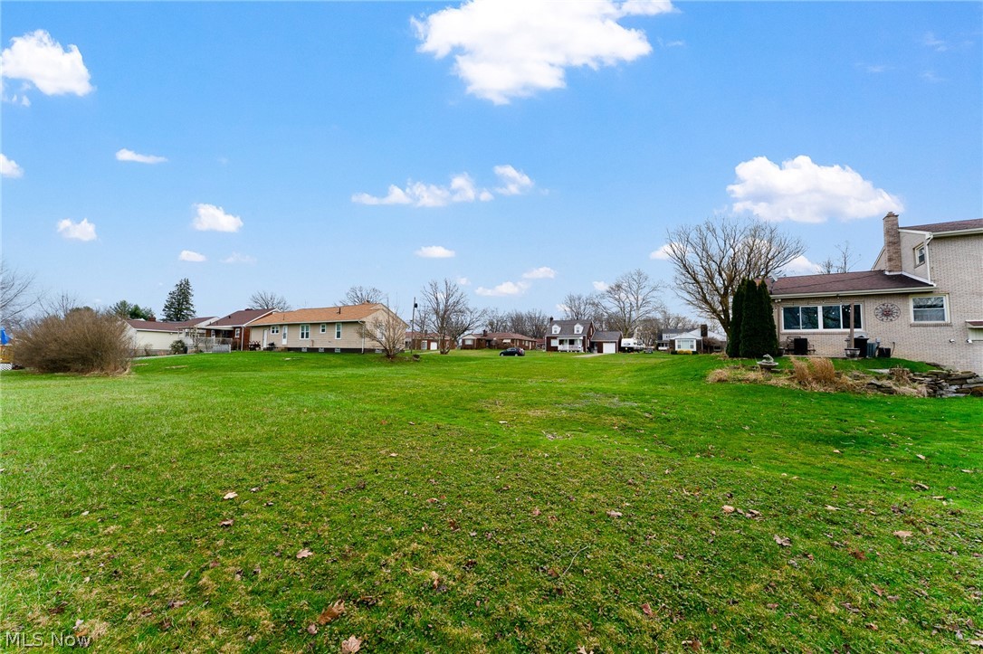 687 Moore Avenue Campbell OH 44405
