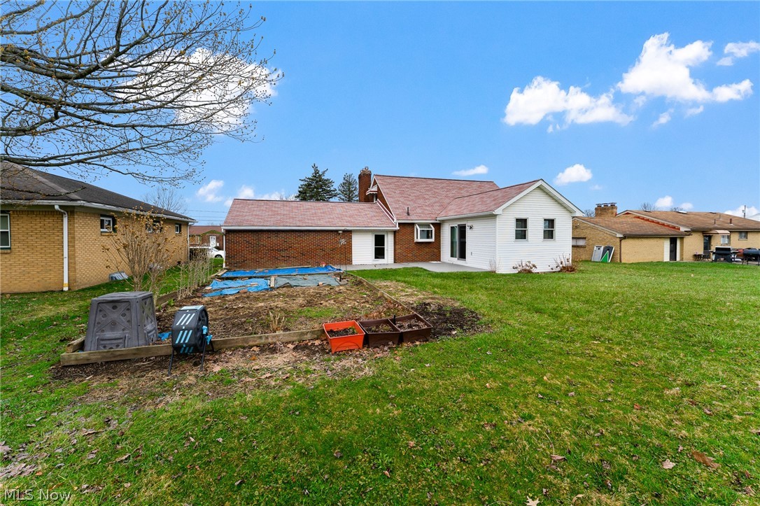 687 Moore Avenue Campbell OH 44405