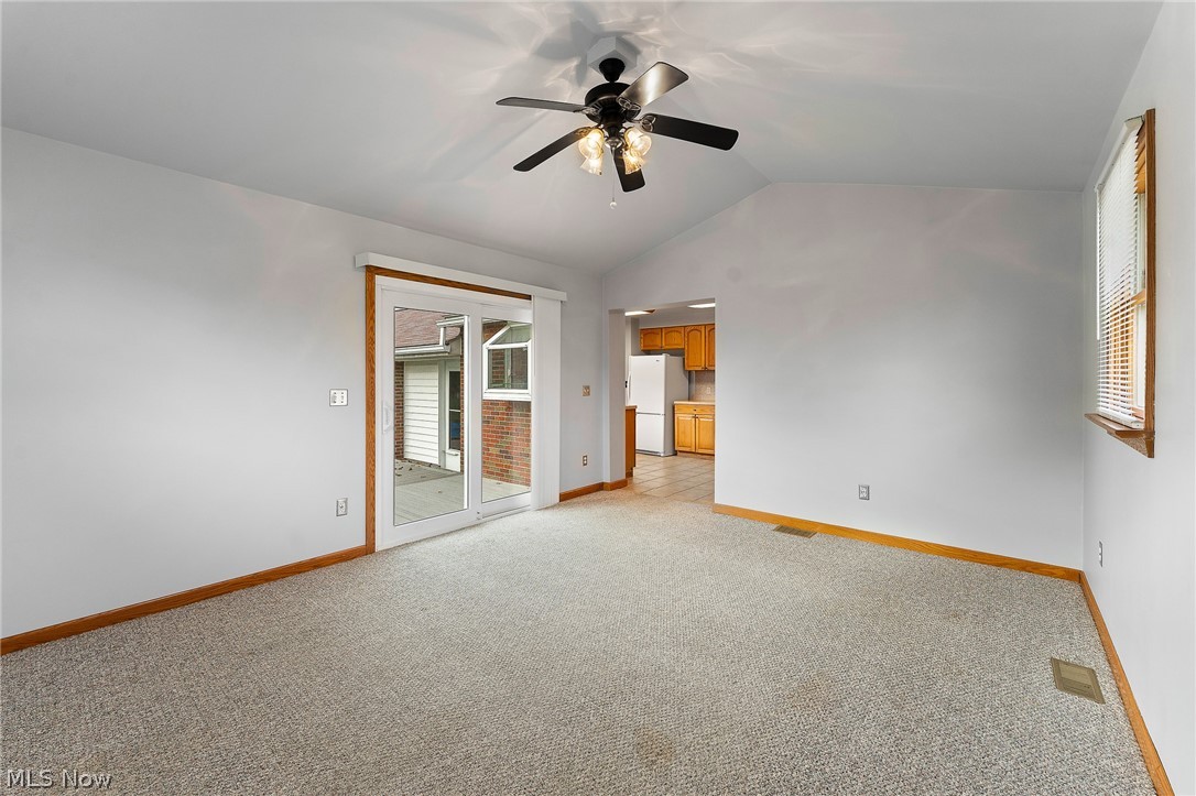 687 Moore Avenue Campbell OH 44405