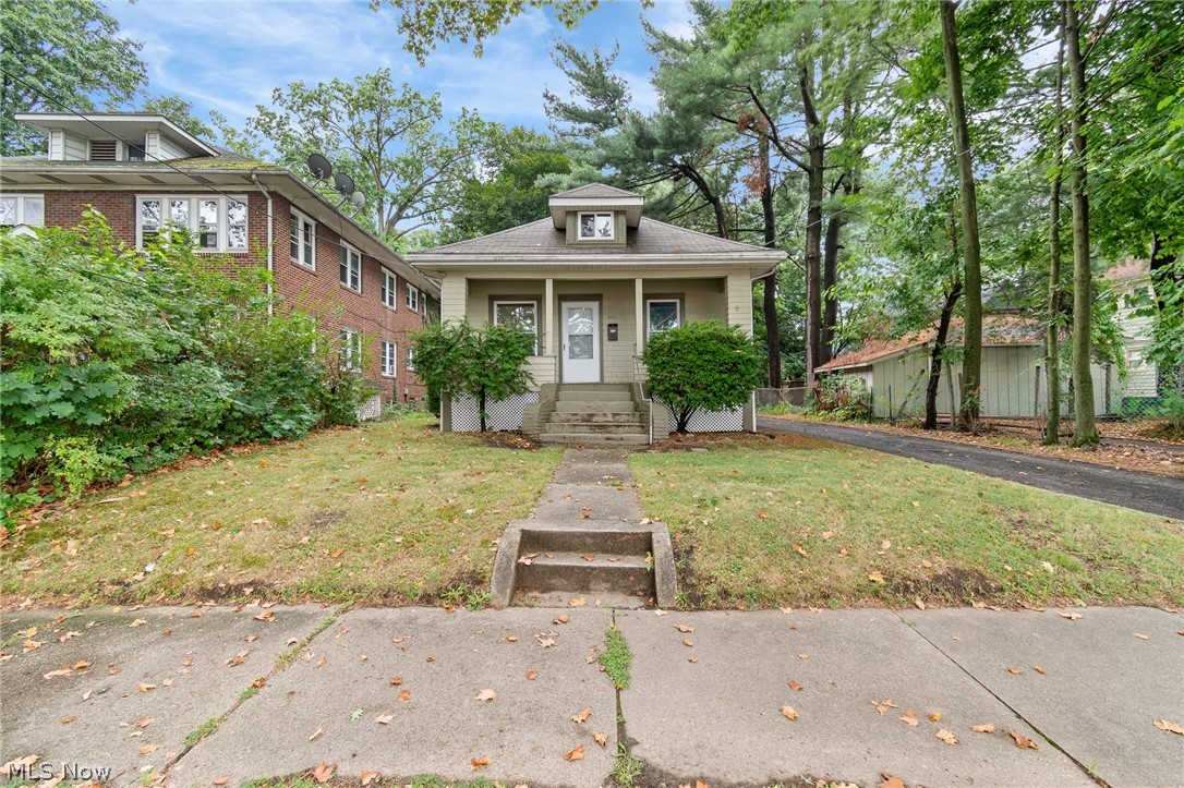 602 Blaine Avenue Akron OH 44310