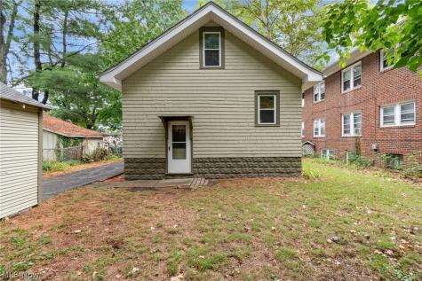602 Blaine Avenue Akron OH 44310
