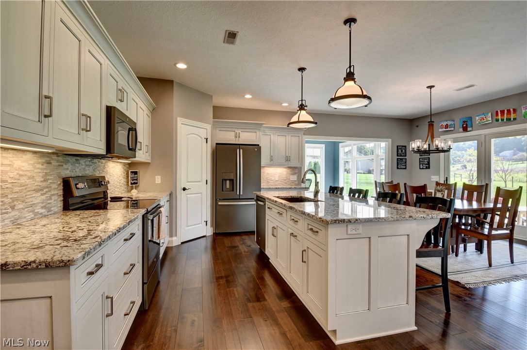 5210 Warbler Drive Millersburg OH 44654