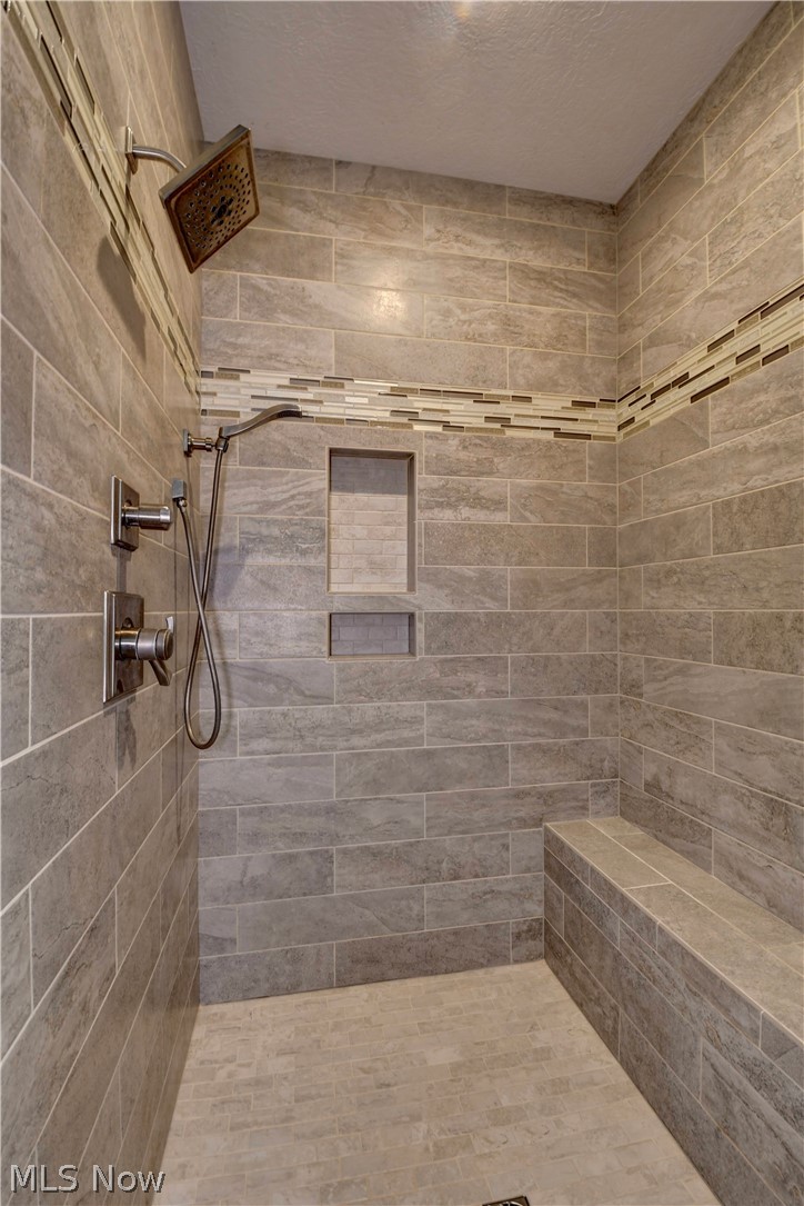 5210 Warbler Drive Millersburg OH 44654
