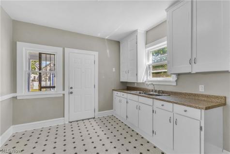 3201 E 121st Street Cleveland OH 44120