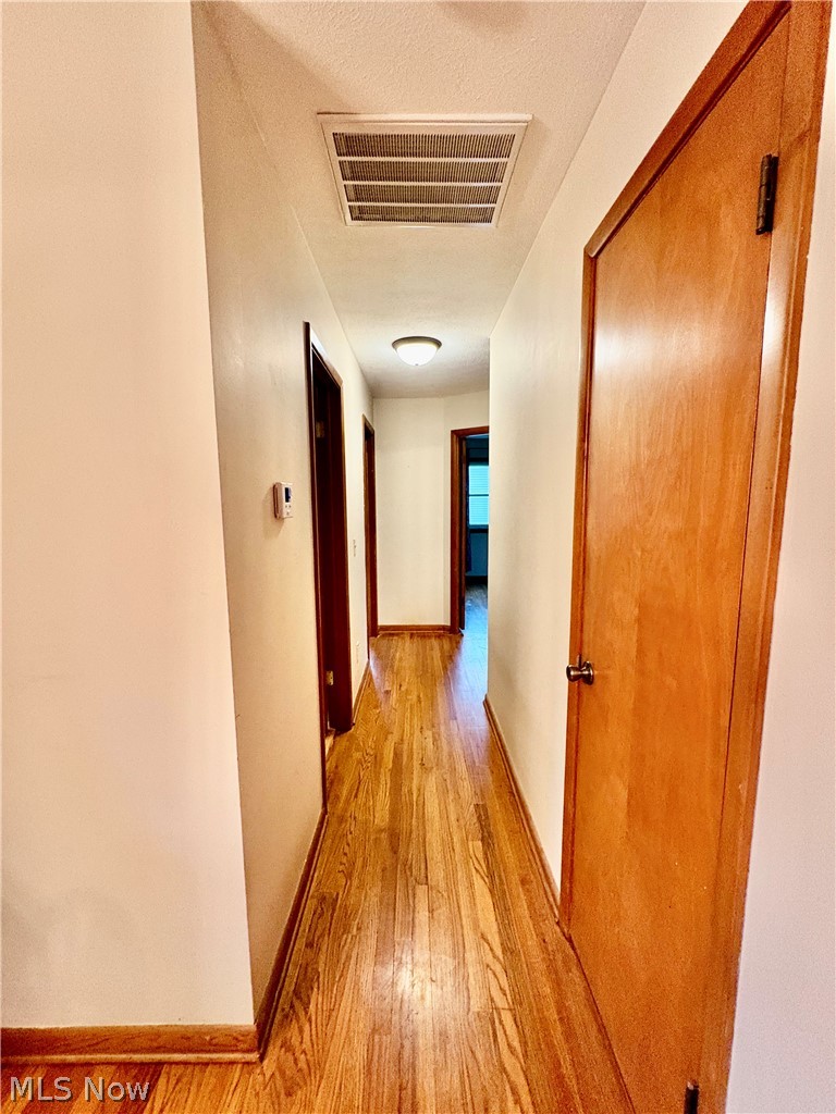 2281 Weymouth Road Hinckley OH 44233