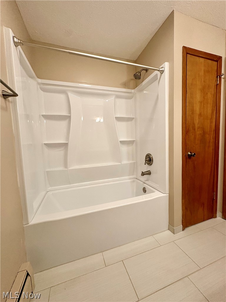 2281 Weymouth Road Hinckley OH 44233