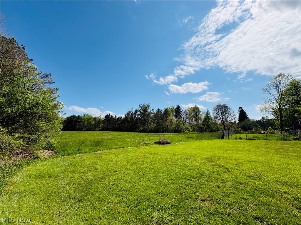 2281 Weymouth Road Hinckley OH 44233