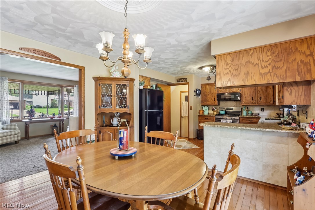 1458 Tamarisk Trail Poland OH 44514