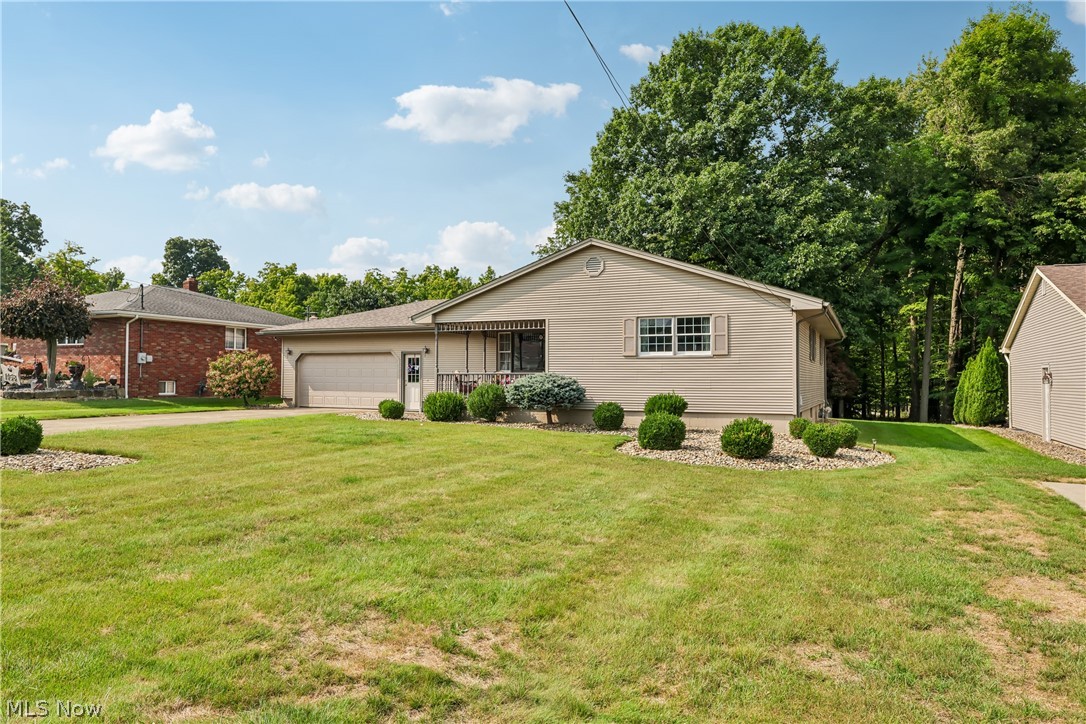 1458 Tamarisk Trail Poland OH 44514