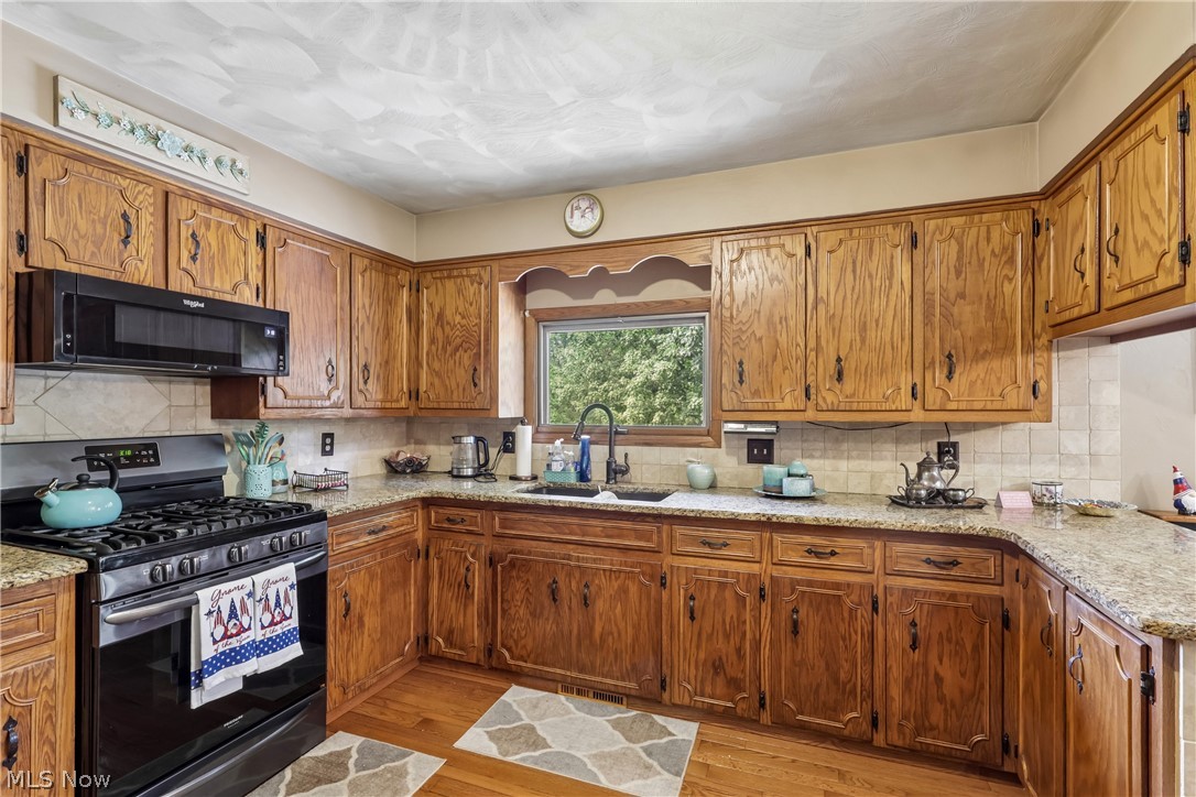 1458 Tamarisk Trail Poland OH 44514