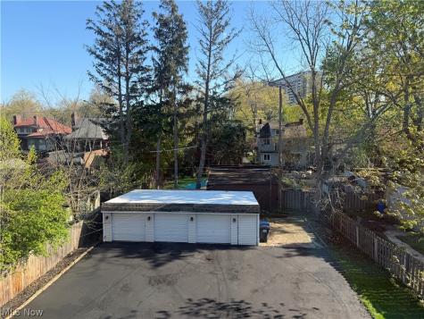 12988 Clifton Boulevard Lakewood OH 44107