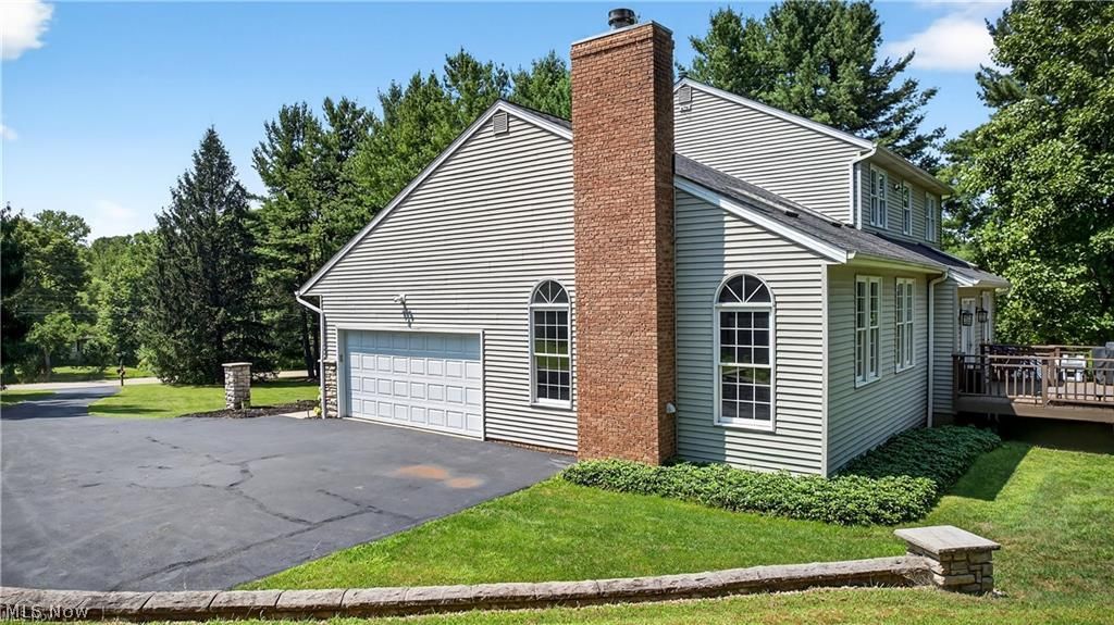 9420 Crackel Road Aurora OH 44202