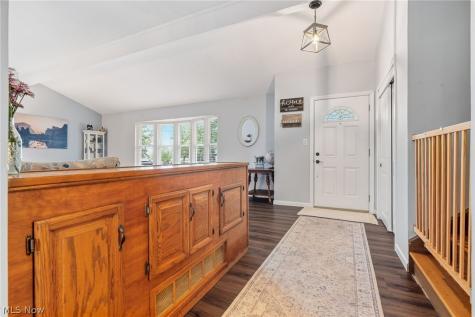 14351 Indian Creek Drive Middleburg Heights OH 44130