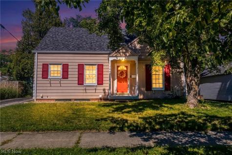 1493 Ridpath Avenue Akron OH 44313