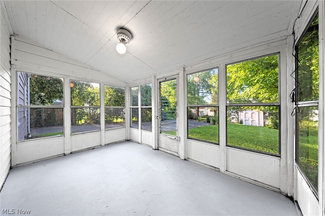 1493 Ridpath Avenue Akron OH 44313