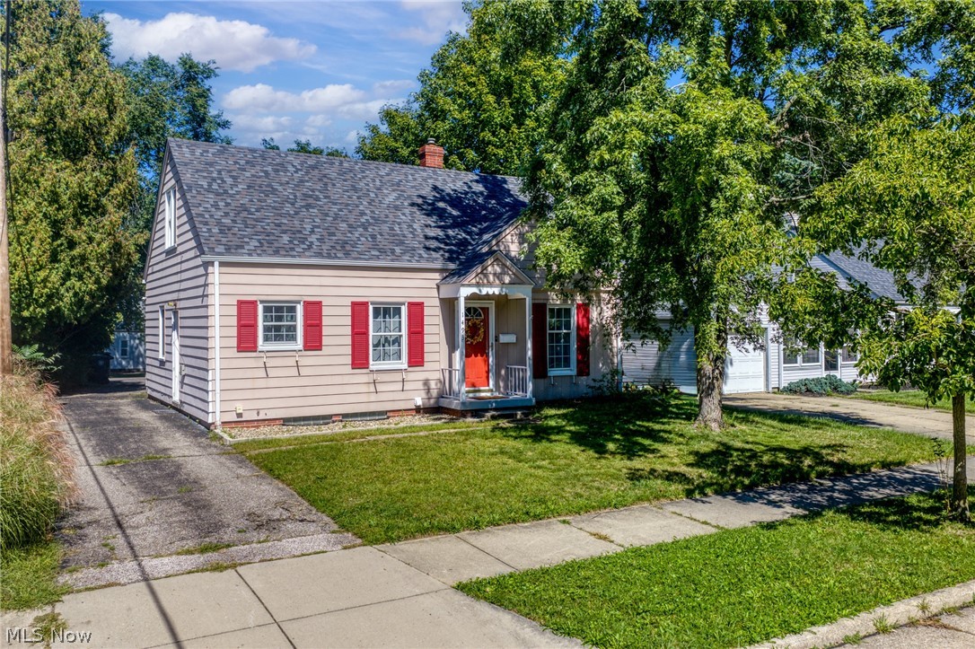 1493 Ridpath Avenue Akron OH 44313