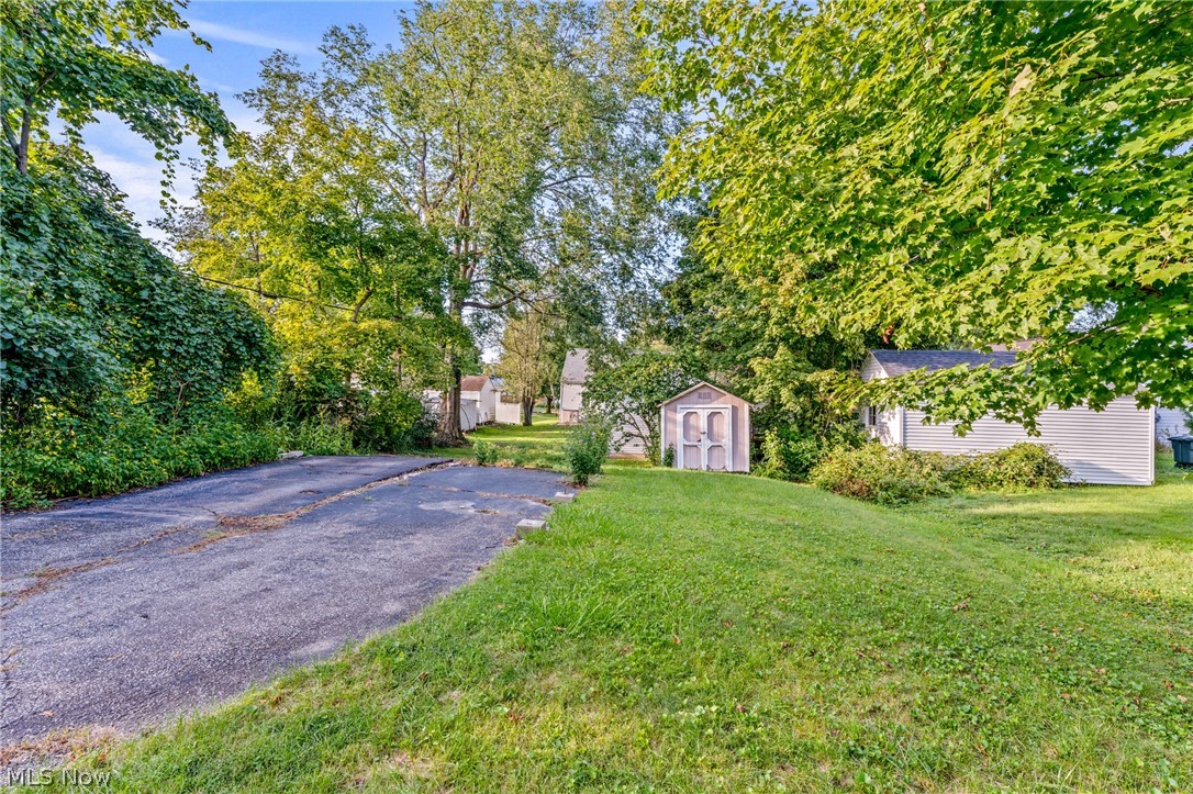 1493 Ridpath Avenue Akron OH 44313