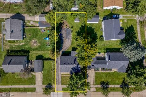1493 Ridpath Avenue Akron OH 44313