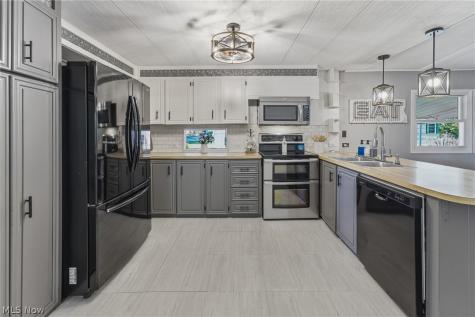 240 N Millborne Road Orrville OH 44667