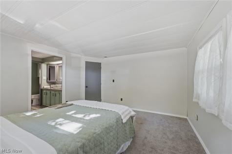 240 N Millborne Road Orrville OH 44667