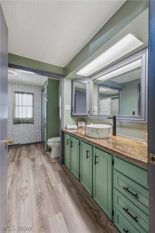 240 N Millborne Road Orrville OH 44667