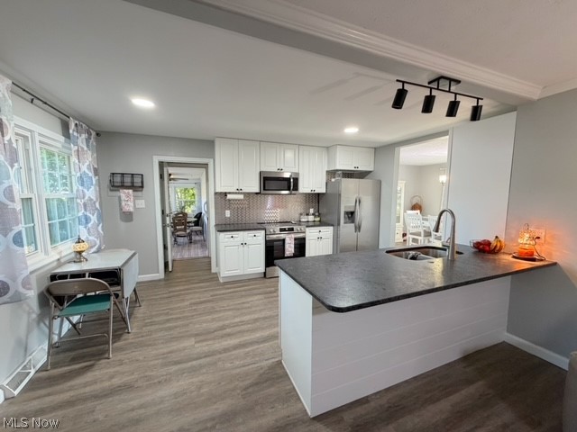 403 S Mckinley Avenue Dover OH 44622