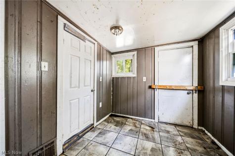 4246 E 128th Street Cleveland OH 44105