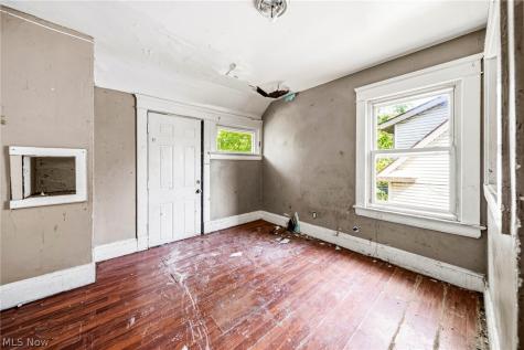 4246 E 128th Street Cleveland OH 44105