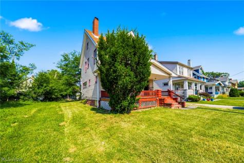 4246 E 128th Street Cleveland OH 44105