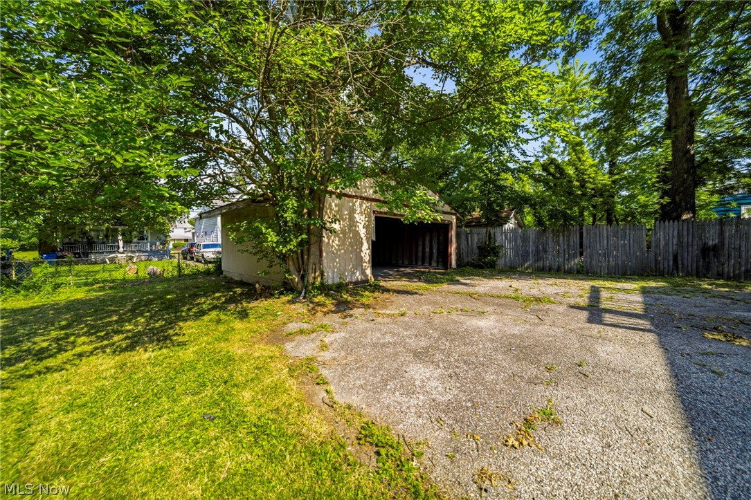 4246 E 128th Street Cleveland OH 44105