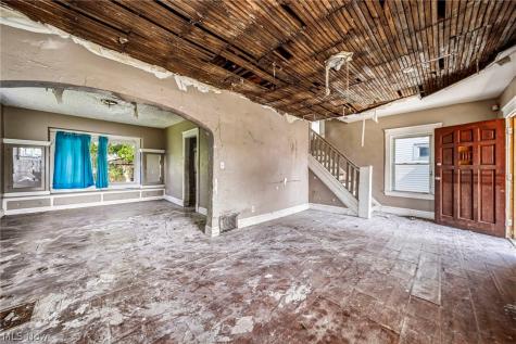 4246 E 128th Street Cleveland OH 44105