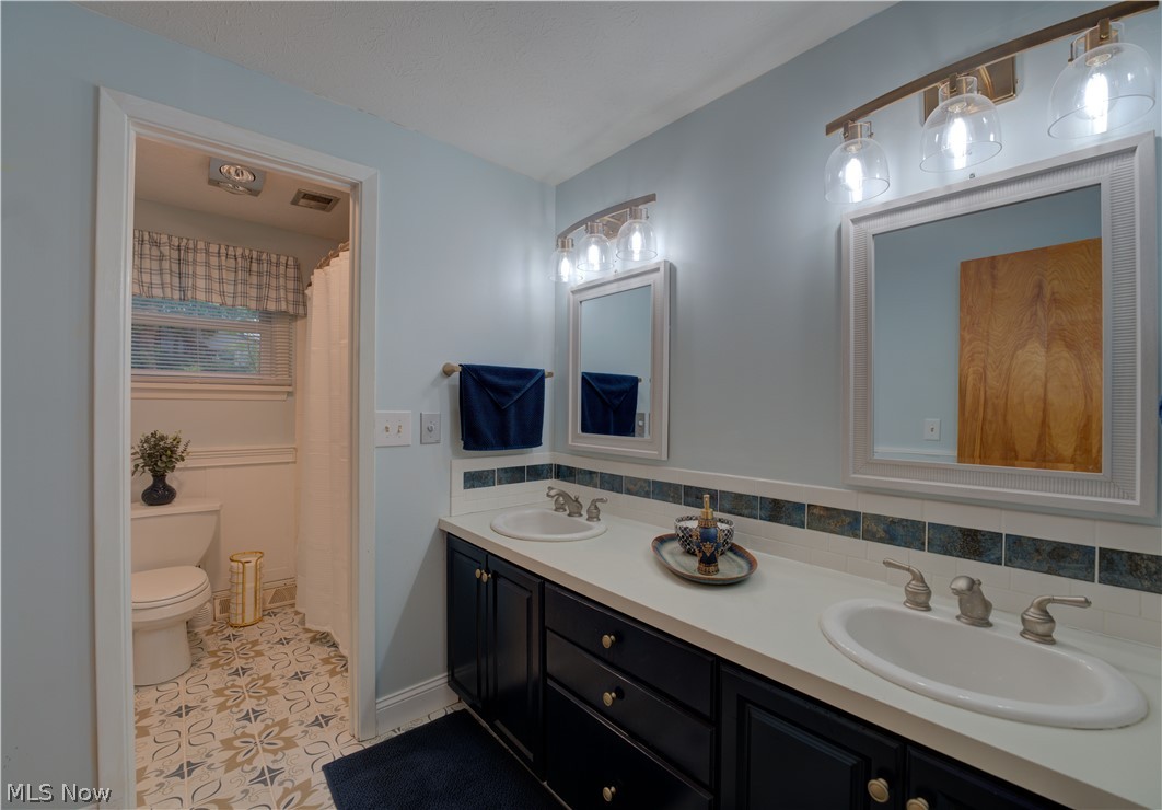 724 Strowbridge Drive Huron OH 44839