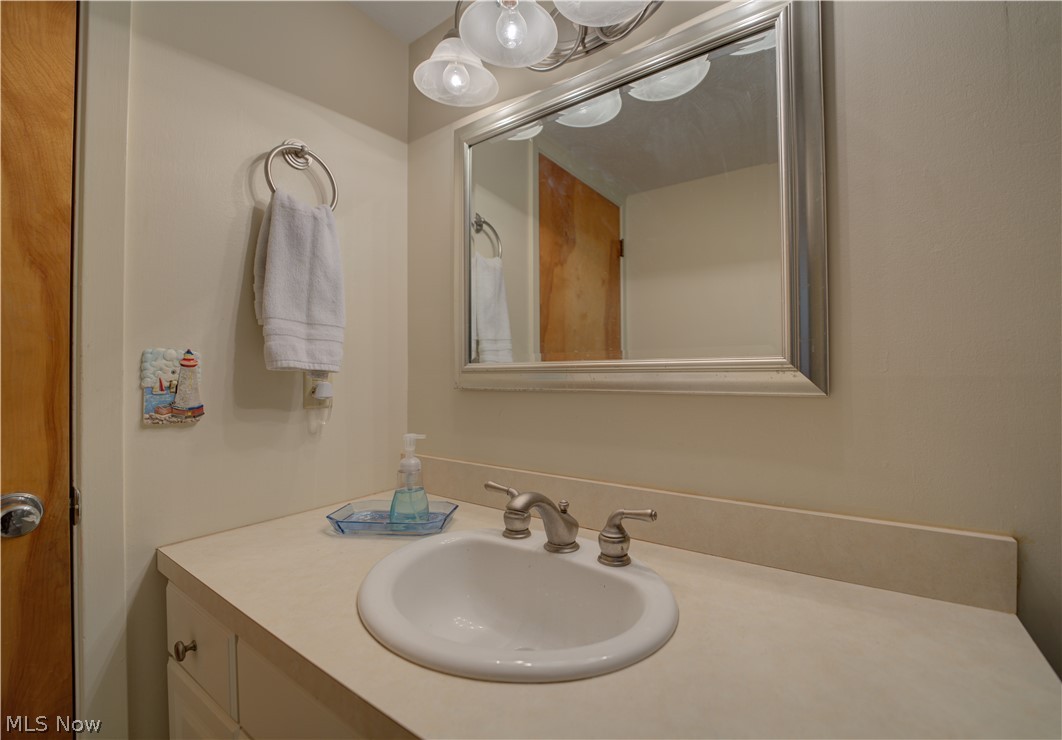 724 Strowbridge Drive Huron OH 44839